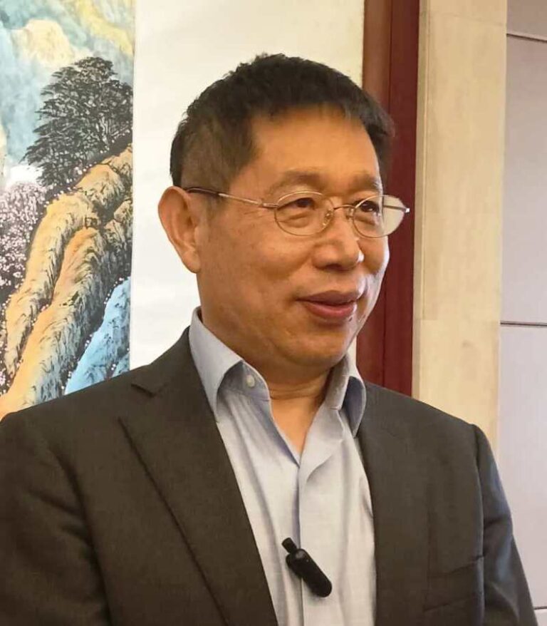 Professeur Wang Sangui