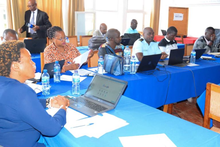 La validation de PFE a vu la participation des cadres venus des différents ministères et les départements sous tutelle ainsi que les cadres qui ont représenté l’Unicef (Photo Amedée Habimana) au Burundi