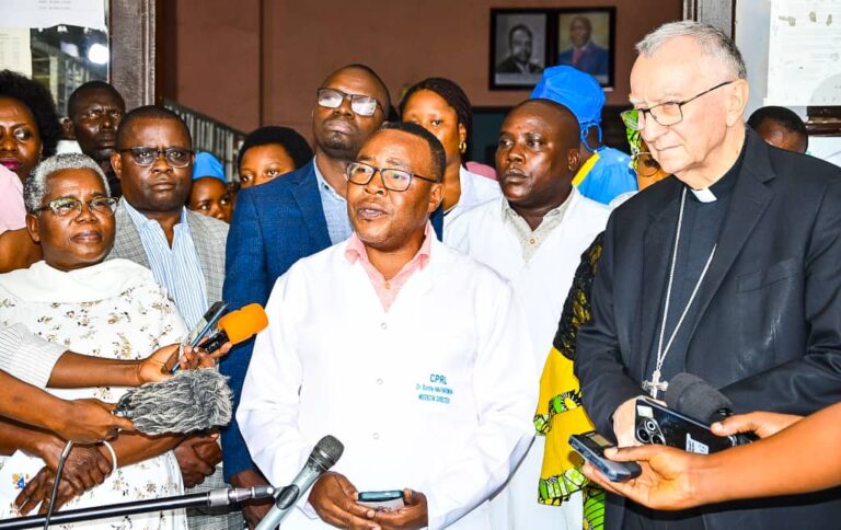 Clinique Prince Louis Rwagasore : Visite du secrétaire d’Etat du Vatican