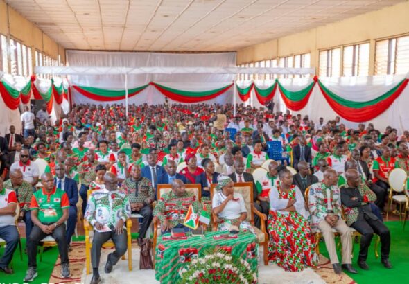 Prière d’action de grâce organisée par le parti CNDD-FDD à Gitega : les nouveaux élus sont appelés à être de vrais éclaireurs menant vers la vision 2040-2060