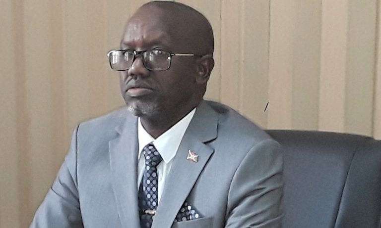 Déogratias Nsanganiyumwami - ministre des Infrastructures, de l’équipement et des logements sociaux