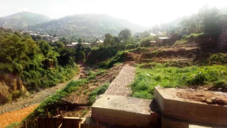 Ntahangwa